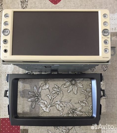 Авто магнитола.Toyota corolla