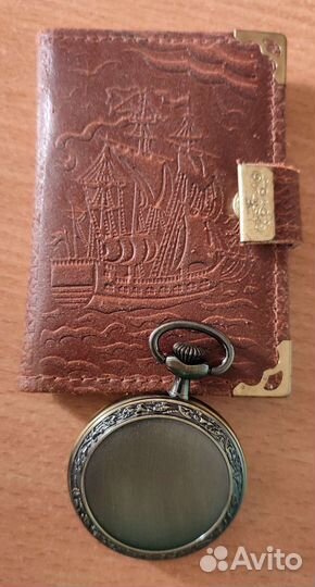 Набор с кораблем часы и кожаная телефонная книга