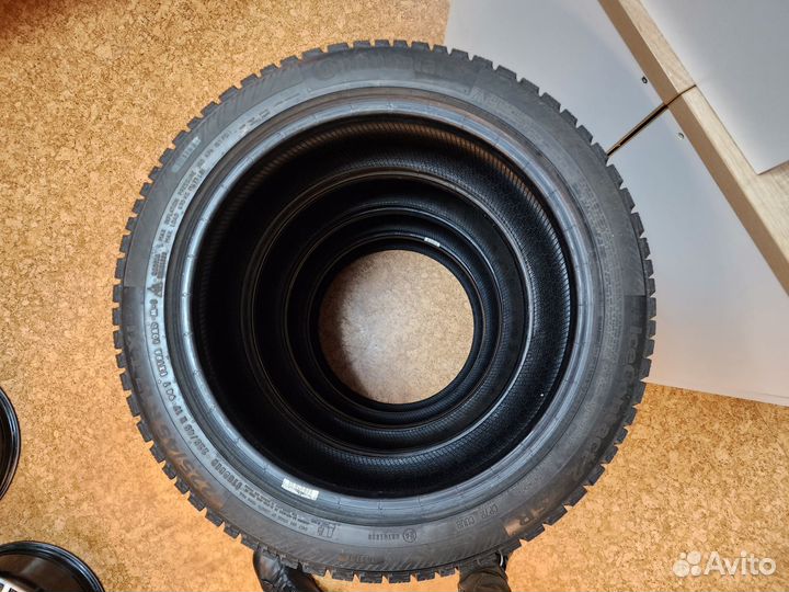 Continental IceContact 2 SUV SSR 225/45 R17 94T