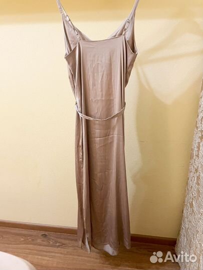 Платье в бельевом стиле