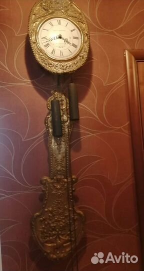 Старинные настенные антикварные часы с боем