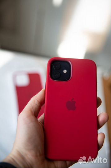 Чехлы для iPhone 12 с MagSafe