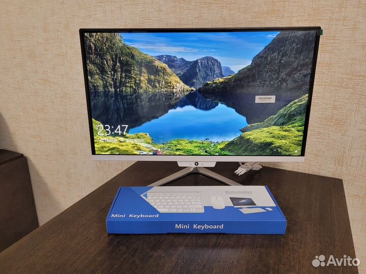 Моноблок 24” FHD IPS Ryzen 7 3700U 8/256 Гб
