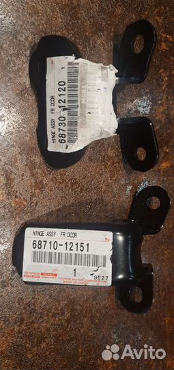 Петли дверные на toyota camry 50 (правые )