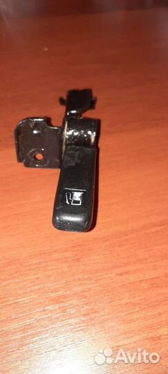 Продам ручку открывания бензобака на nissan