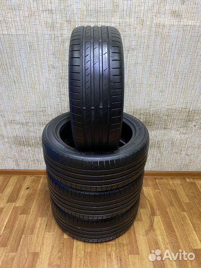 Kumho Ecsta PS71 215/50 R17