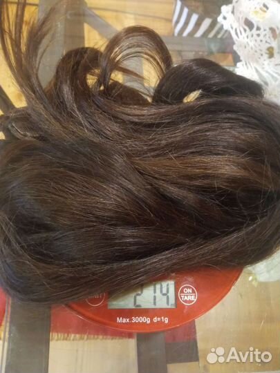 Волосы на заколках