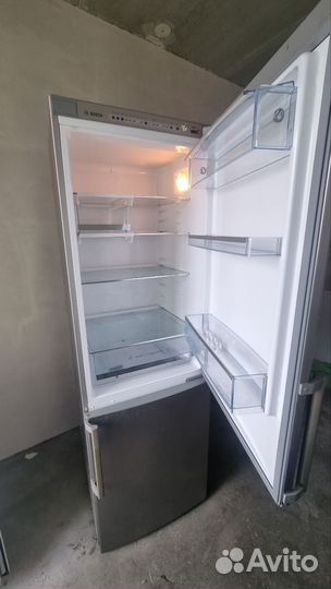 Холодильник Bosh состояние нового