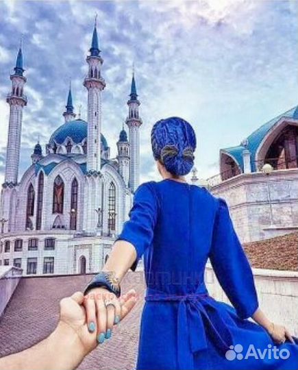 Картина по номерам 40x50 Девушка в синем наряде на