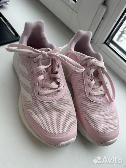 Кроссовки adidas