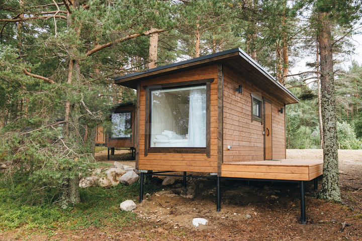 Дом 20 м² на участке 1,7 га