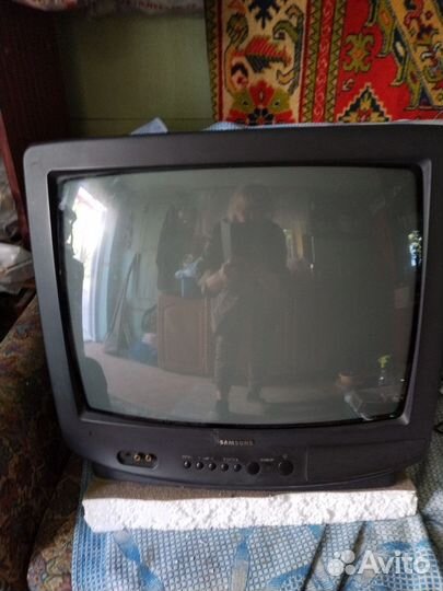 Телевизор samsung