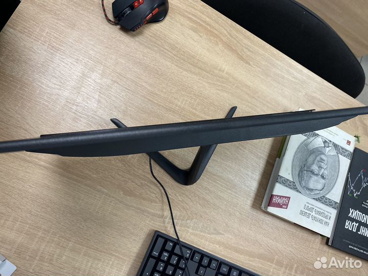 Монитор 22 дюйма