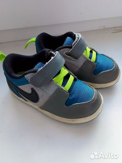 Кроссовки детские