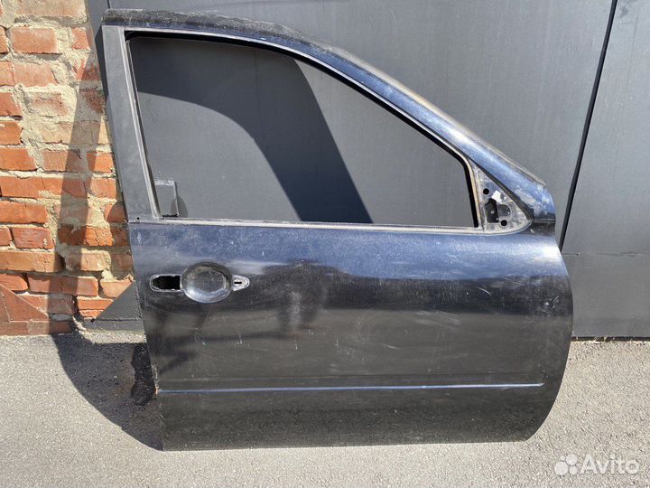 Продам дверь передняя правая LADA Granta