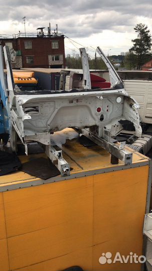 Кузов Передняя часть Мерседес Спринтер