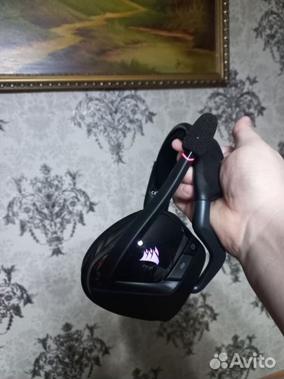 Беспроводные наушники Corsair