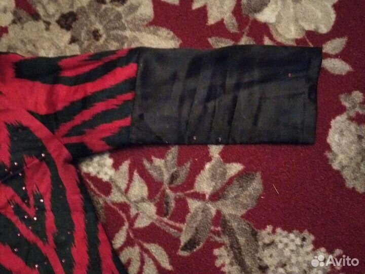 Шили в Таджикистане из материала атласа