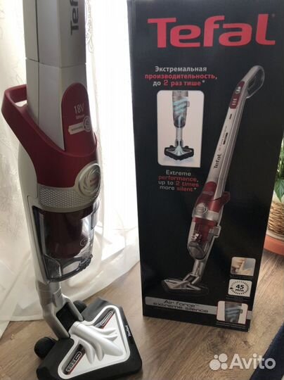Пылесос вертикальный Tefal. Новый