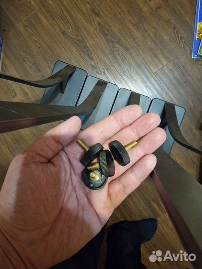 Стойки для акустики колонок