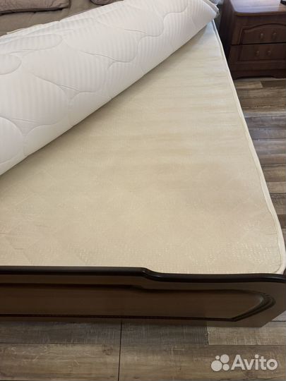 Кровать с матрасом бу