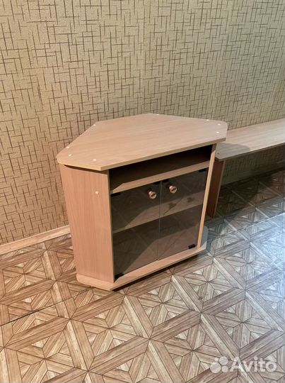 Тумба под телевизор