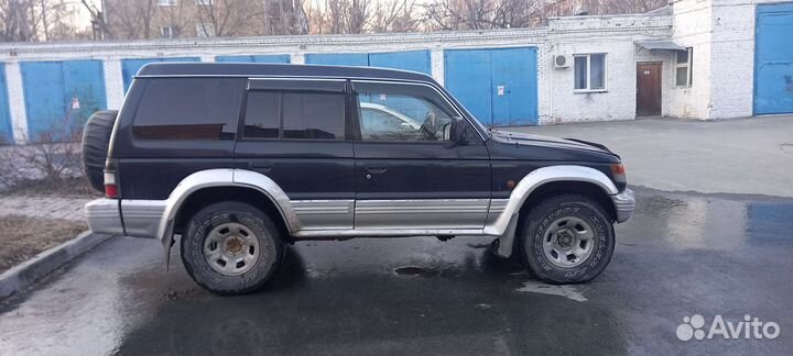 Mitsubishi pajero 2 1996г.в. по запчастям
