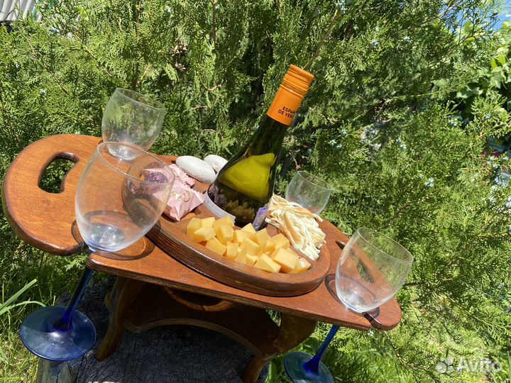 Винный столик