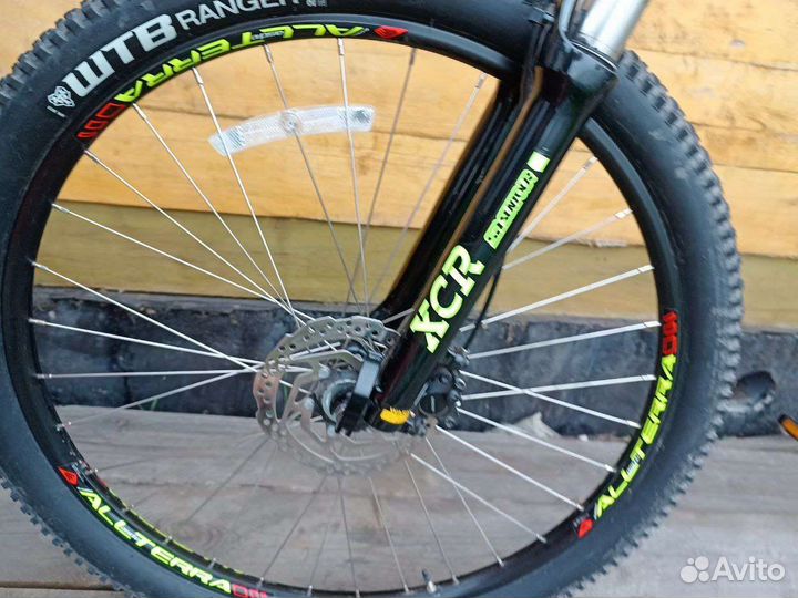 Велосипед GT avalanche elite