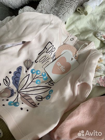 Красивые вещи для девочки пакетом