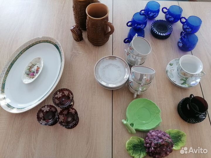 Посуда (чашки, кружки, блюдца, сервизы, наборы)