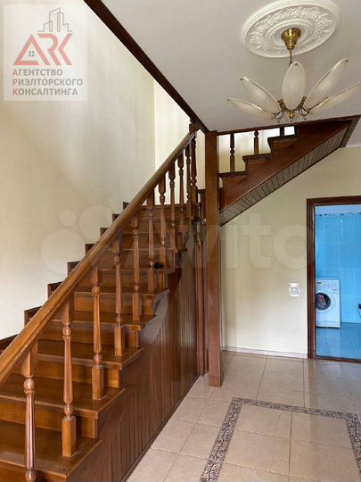 Дом 167,8 м² на участке 6 сот.