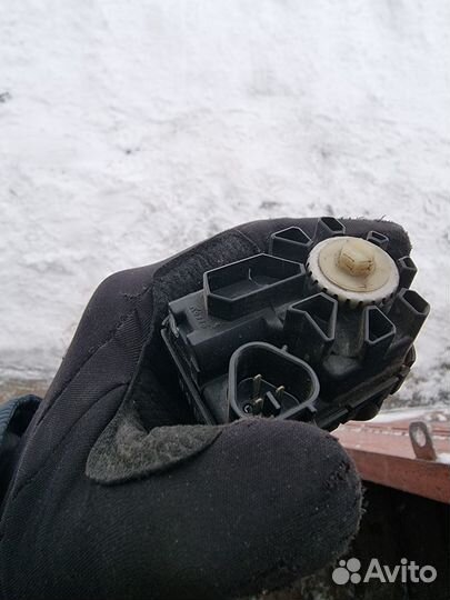 Корректор фары Land Cruiser 200