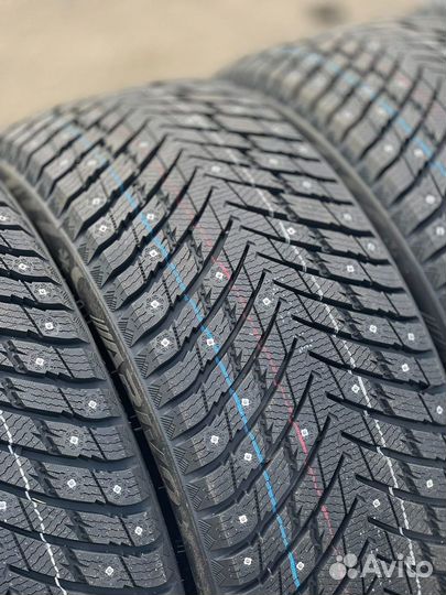 Arivo Ice Claw ARW7 225/40 R18 и 255/35 R18