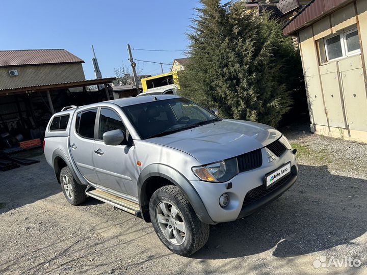 Mitsubishi L200 2.5 AT, 2007, 214 000 км