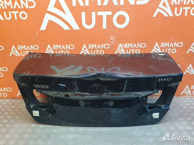 Крышка багажника Toyota Camry 7 XV50 2011-2018