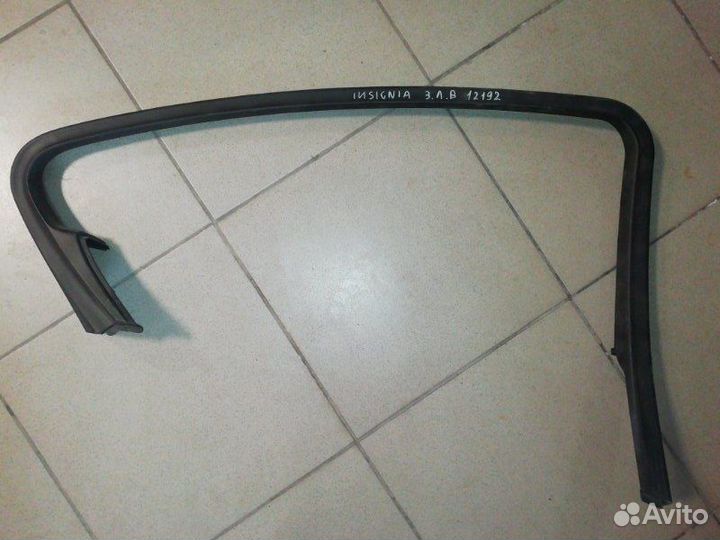 Накладка (кузов внутри) Opel Insignia седан 2008