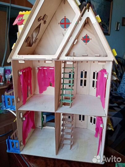 Кукольный домик