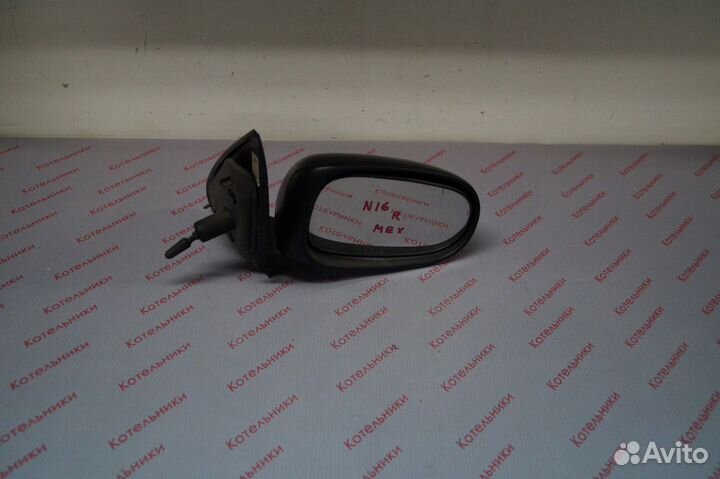 Nissan 96301-BN100 Зеркало правое механическое