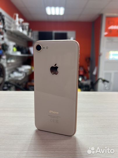 iPhone 8, 64 ГБ
