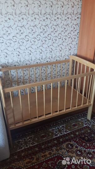 Детская кроватка