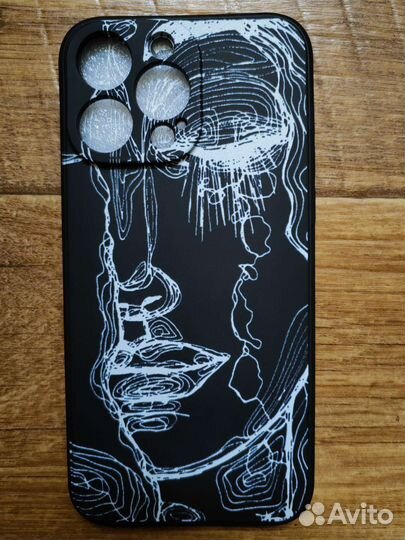 Чехол на iPhone 14