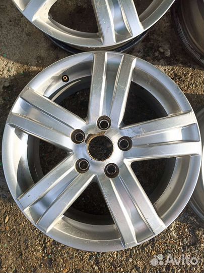 Литьë Toyota r16 5x114.3 обмен на литьë Нива