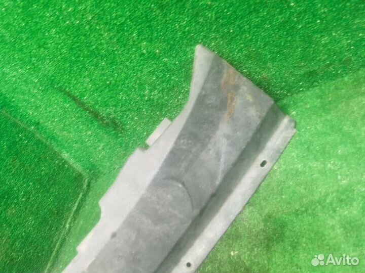 Накладка радиатора Ford Focus 2 купе 1.8 дизель