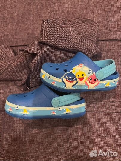 Crocs baby shark 21 c6