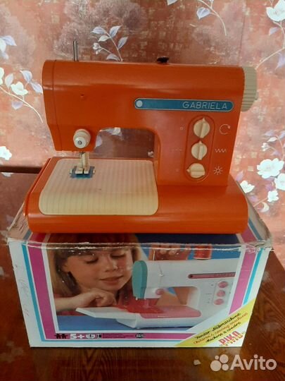 Детская швейная машинка СССР