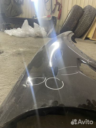 Крыло на infiniti fx 35