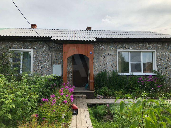 Дом 62,5 м² на участке 12 сот.