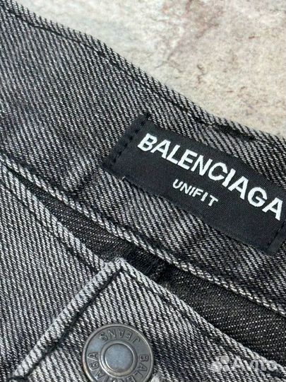 Джинсы Balenciaga Топ 2024