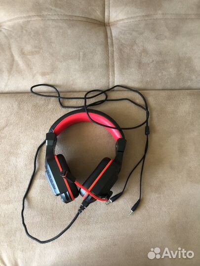Игровые наушники